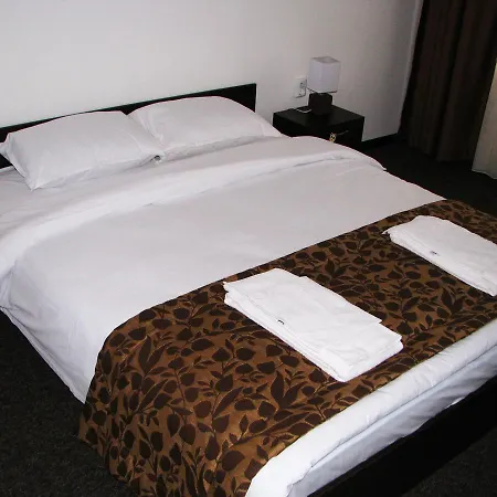 Park Eagle Stone Hotel Kopriwschtiza