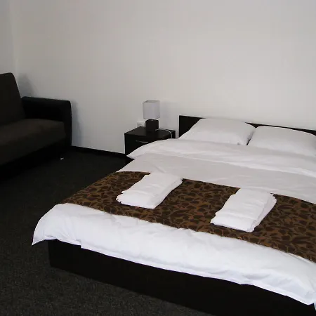 Park Eagle Stone 3*