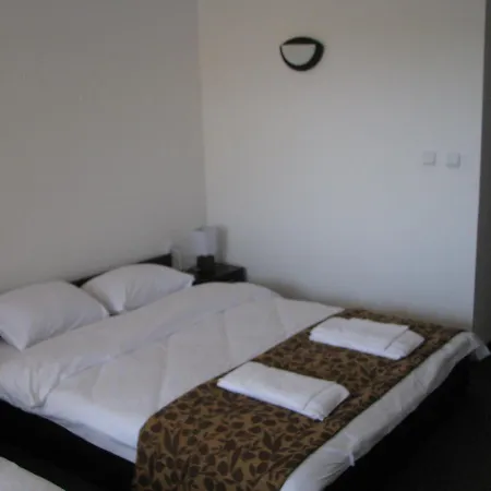 Park Eagle Stone 3*