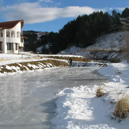 Park Eagle Stone Koprivștița